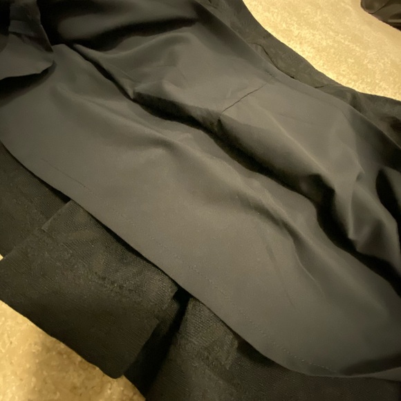 Banana Republic Navy blue skirt - Picture 2 of 6